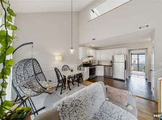 77 Liberty St APT 8, Little Ferry, NJ 07643
