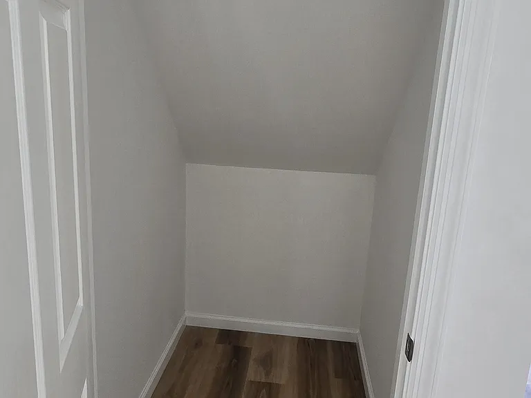 151 Nagle St #1 — Photo 14