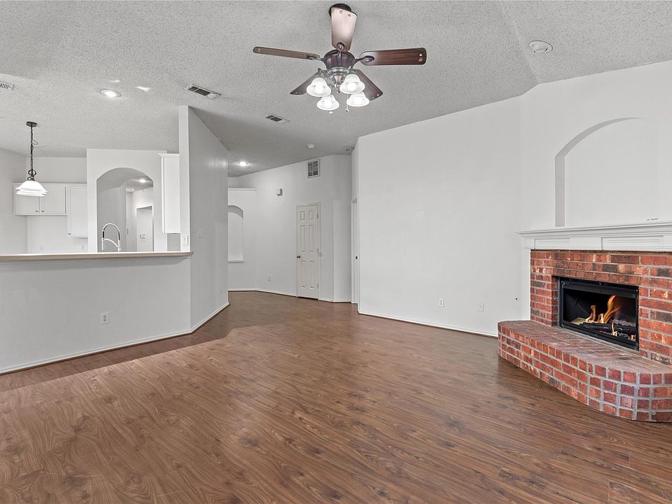 1st image of 6019 Hillside Ln