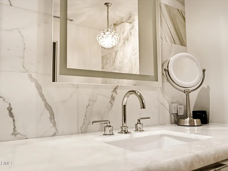 6587 N Palmeraie Blvd #2014 — Photo 13