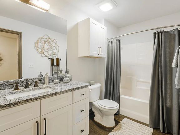5th image of 2801 Spencer Rd #10108