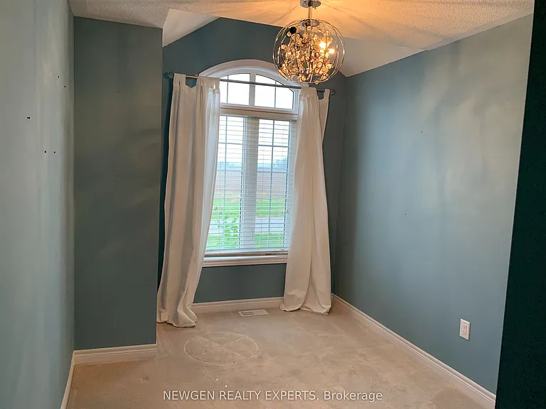 41 Rockbrook Trl — Photo 13