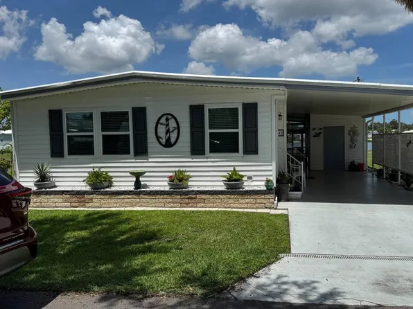 40 East Rd, Palmetto, FL 34221