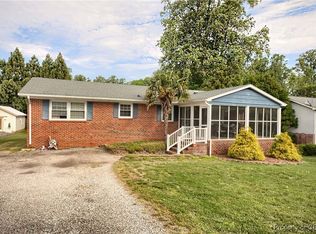 7486 Roaring Springs Rd, Gloucester, VA 23061