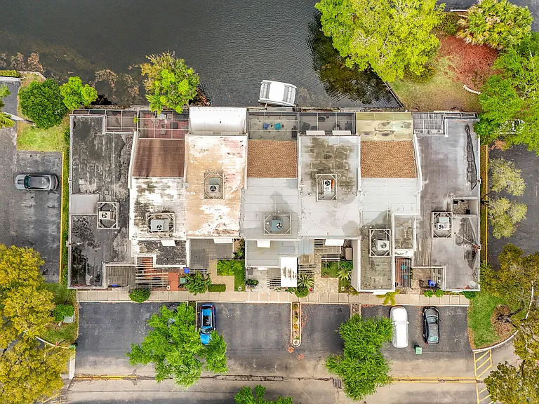 11313 NW 15th St — Photo 58