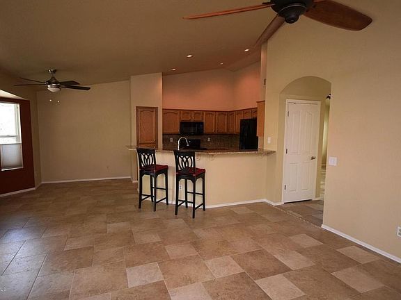 4th image of 25050 S Hollygreen Dr