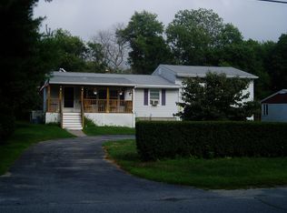 725 Meridian St, Fall River, MA 02720