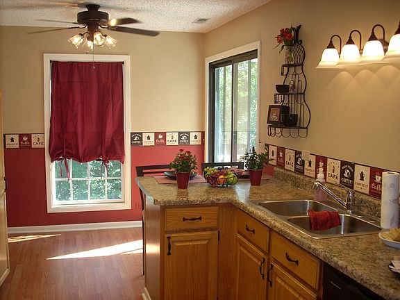 Kitchen 20x8