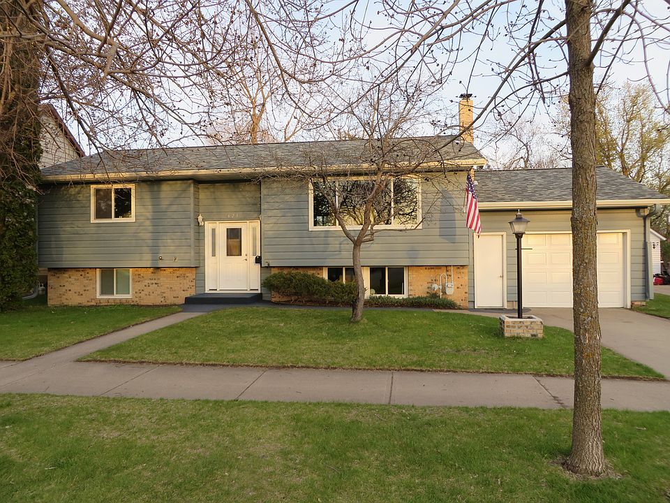 Exceptional curb appeal.