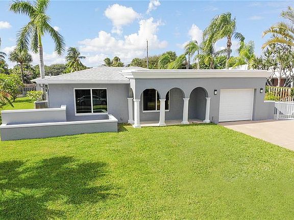 2nd image of 3212 Karen Dr