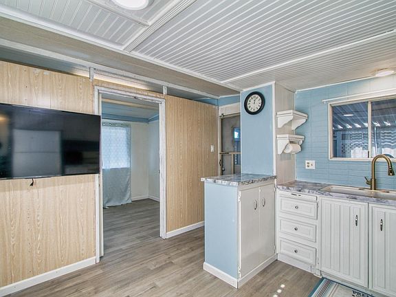 4th image of 2500 Springs Road #143