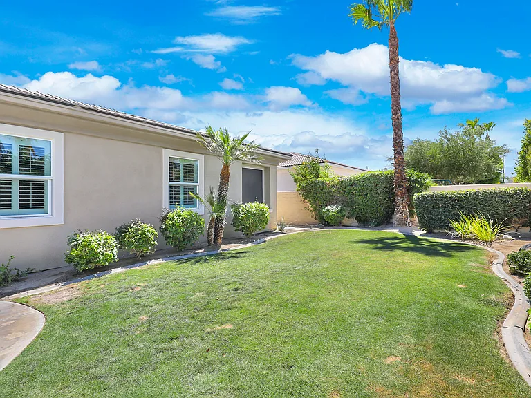 112 Tesori Dr — Photo 34