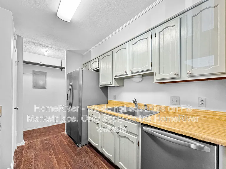 2299 Scenic Hwy #B5 — Photo 10