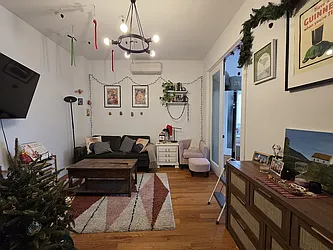 34 Melrose Street, #4B