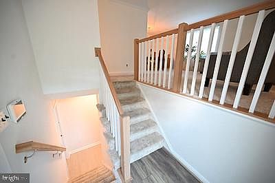 5th image of 3036 Essex Rd