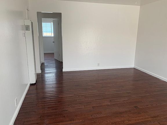 5th image of 2510 Virginia Ave