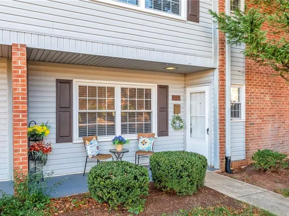 4735 Champion Ct, Greensboro, NC 27410