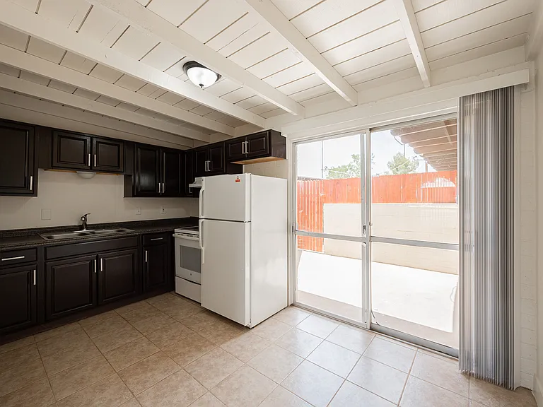 388 N Comanche Dr, Chandler Az — Photo 9