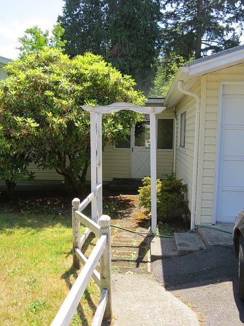 1st image of 3275 S 366th St