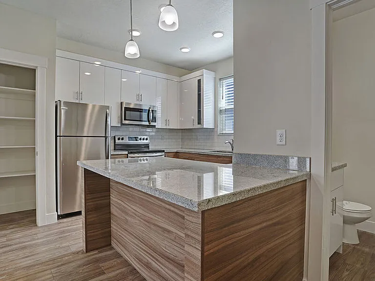 North Metro Townhomes — Photo 13