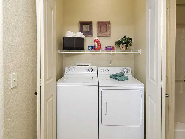 Full Size Washer & Dryer