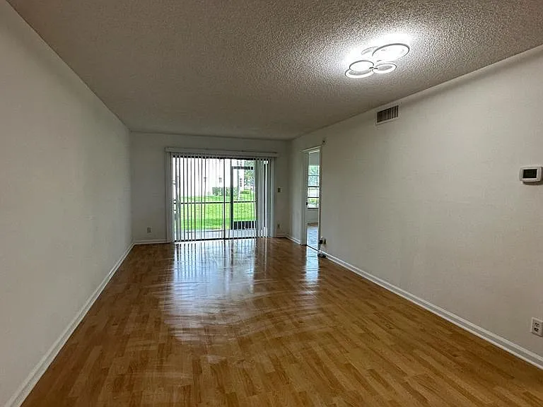 301 Olivewood Pl #O126 — Photo 3