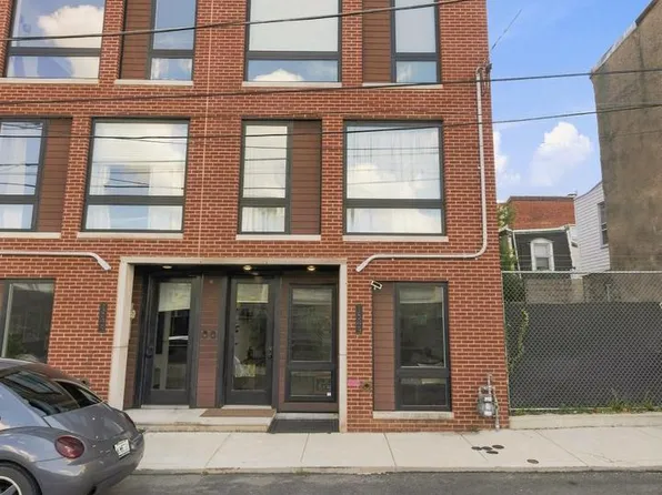1543 N Orkney St, Philadelphia, PA 19122
