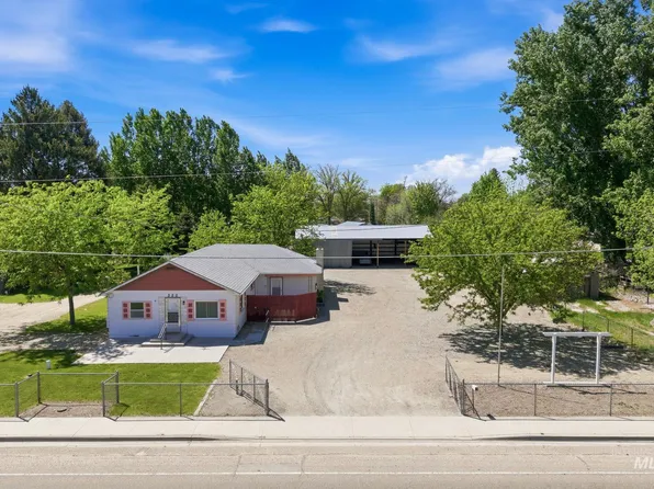 222 S Middleton Rd, Middleton, ID 83644