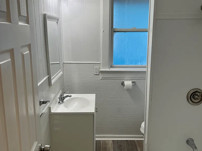 3718 Wayne Ave — Photo 22