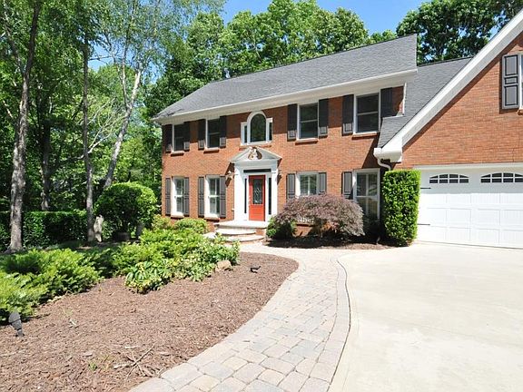 3rd image of 290 Gatsby Pl