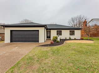 5611 Spring Corner Rd, Newburgh, IN 47630