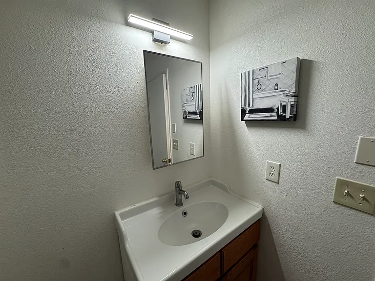 1650 SW 114th St #B — Photo 7