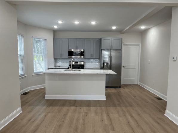 225 Washington St #225WASHINGTONAPT1