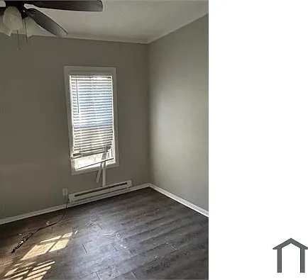 323 Boyce St — Photo 4