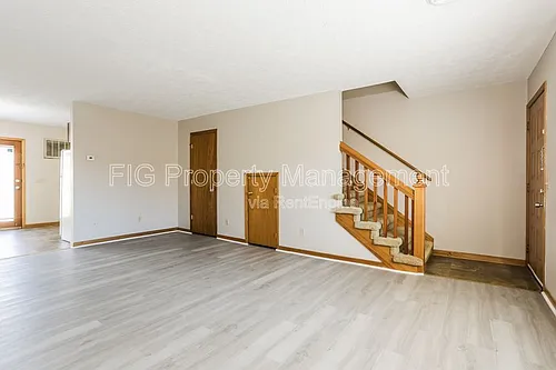 537 Scott County Rd #H Photo 1