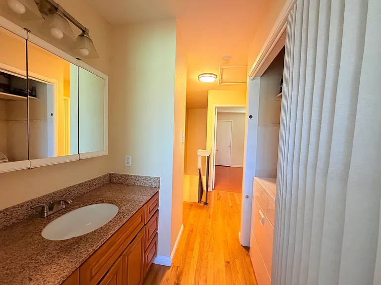 111B Ascot Ct — Photo 20