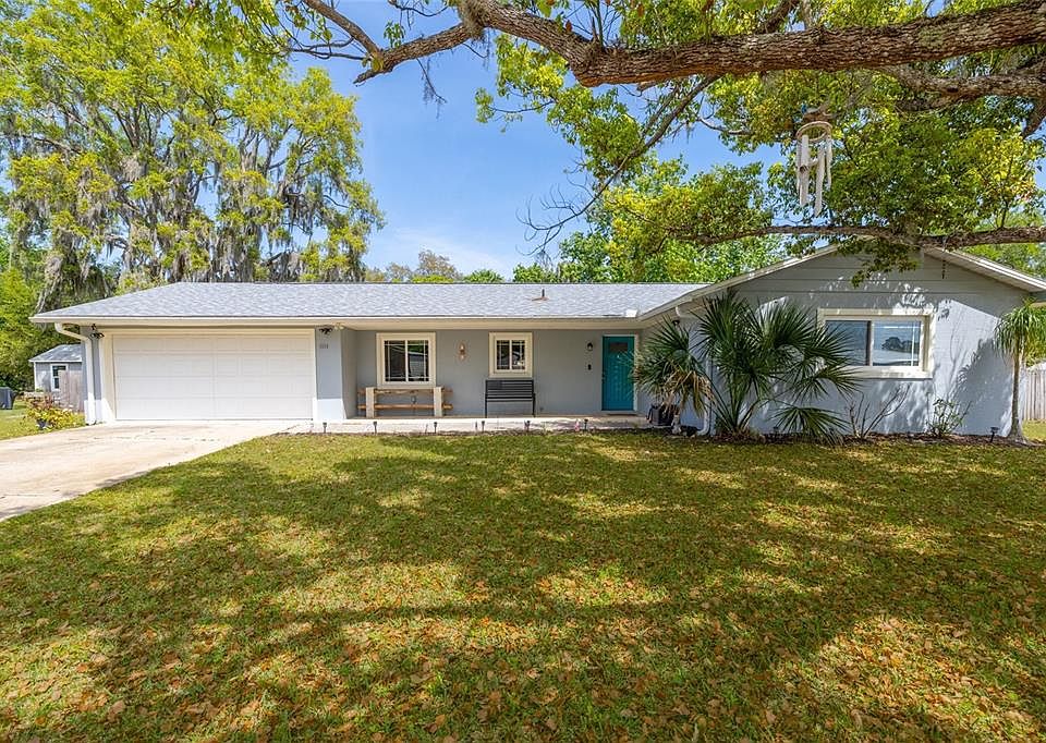 1st image of 1709 Umbrella Tree Dr