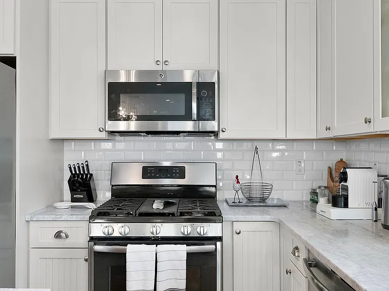 620 Center St — Photo 10