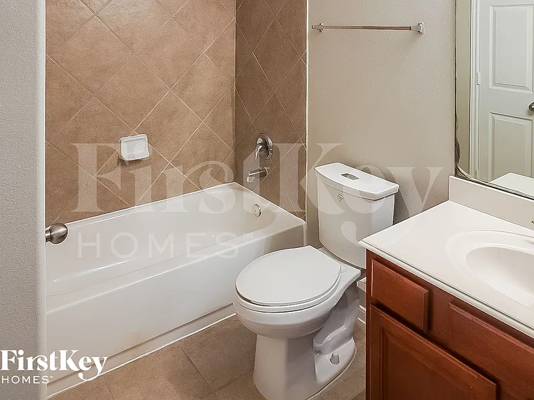 21919 Whispering Daisy Ct — Photo 14