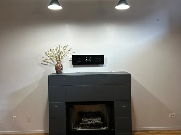 843 W Adams St, Chicago, IL 60607