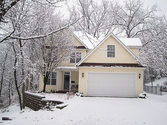 (2010)  339 Logan St