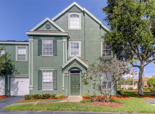 9510 Lake Chase Island Way, Tampa, FL 33626