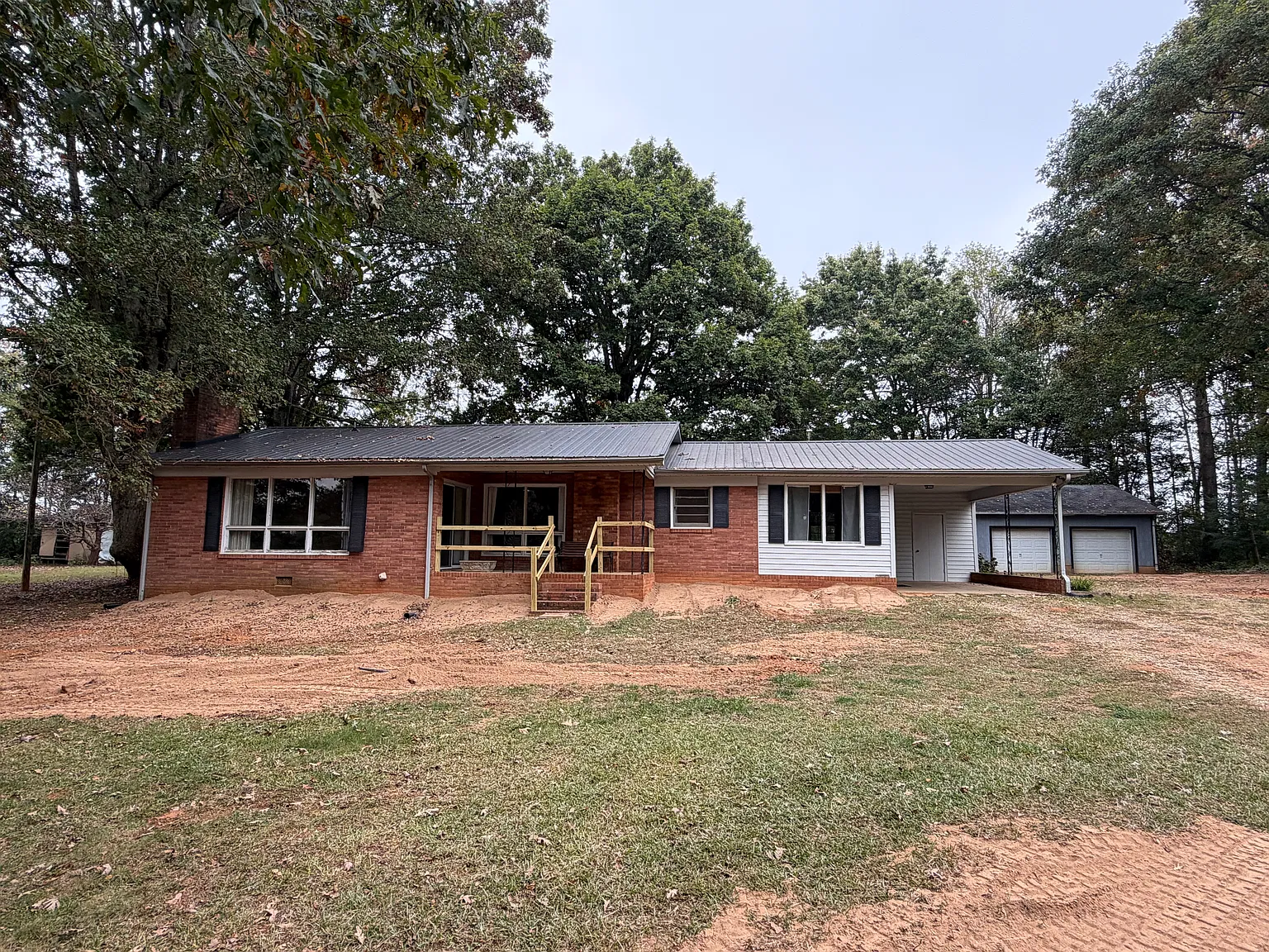 3 bed, 1560 sqft, $1,150 — Photo 2