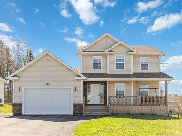 385 Mandeville St, Dieppe, NB E1A 6V6