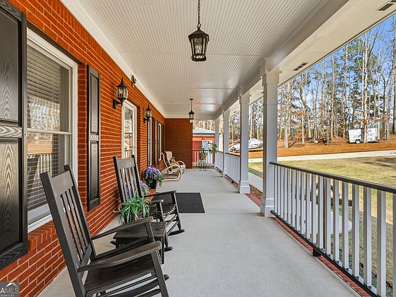 2nd image of 543 Wynn Rd