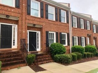 1041 Surrey Ln, Greensboro, GA