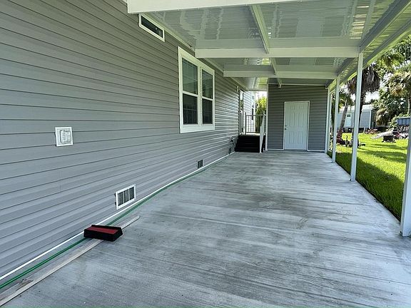 4th image of 3000 N Tamiami Trl #J8brkc