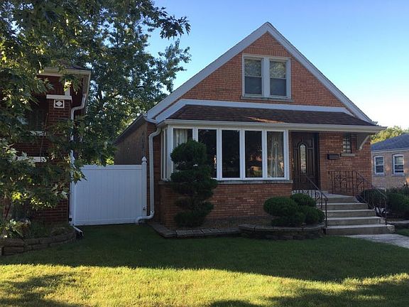 3rd image of 2819 W 97th Pl