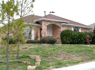 1611 Sutters Mill Dr, Carrollton, TX 75007