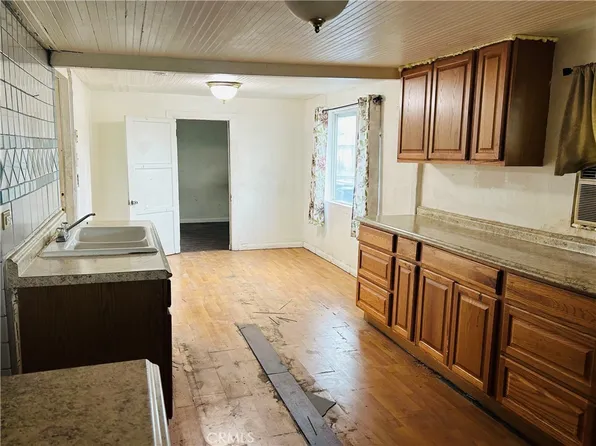 555-567 Ramona Ave, San Bernardino, CA 92411
